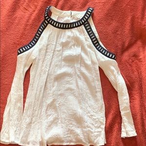 Off the shoulder long sleeve shirt